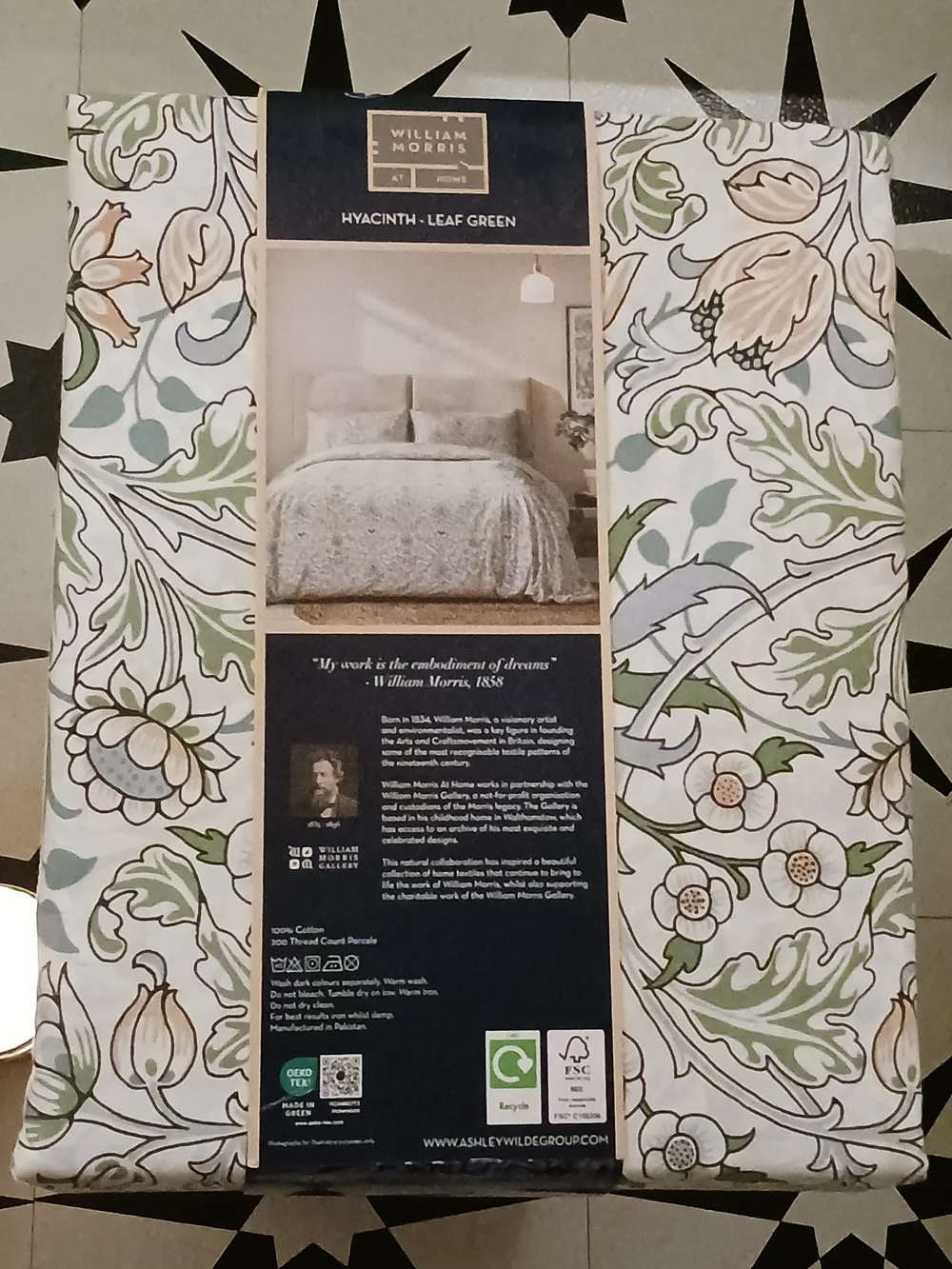 William Morris At Home Floral Queen Duvet Cover & 2 Shams Hyacinth Leaf Green